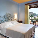Aktea 4* Λίπαρι