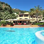 Ξενοδοχείο Aktea 4*