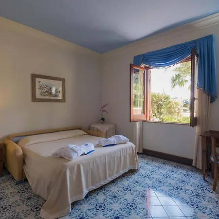 Aktea Lipari